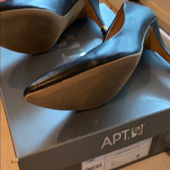 Apt 9 black heels - Picture 2 of 5